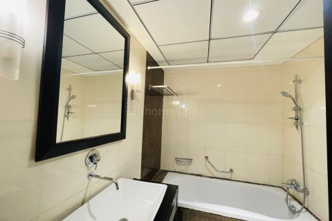 1 bedroom Apartment in Jumeirah Lake Towers, UAE No. 162944 4