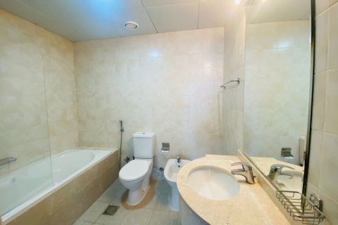 Apartment de 2 dormitorios en Jumeirah Lake Towers, UAE No. 162943 10