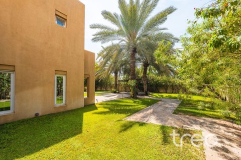 Villa de 5 dormitorios en Arabian Ranches, UAE No. 183146 3