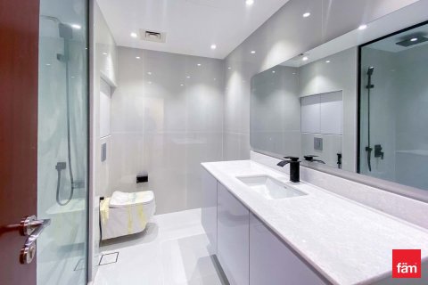 Квартира с 3 спальнями в Дубай, ОАЭ №137244 17