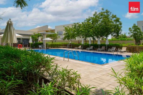 Квартира с 2 спальнями в Дубай, ОАЭ №141613 25