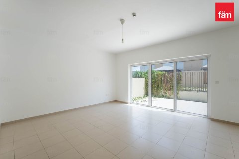 Квартира с 2 спальнями в Дубай, ОАЭ №141613 12