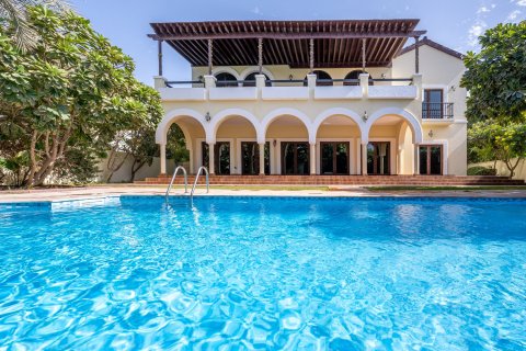 Вилла с 5 спальнями в The Villa, ОАЭ №202397