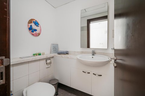 Apartment de 3 dormitorios en Marina Tower, UAE No. 202393 13