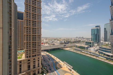 Apartment de 2 dormitorios en Business Bay, UAE No. 202396 4