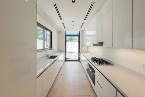 5 bedrooms Villa  No. 129701 22