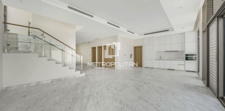 4 bedrooms Villa No. 129703