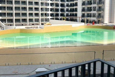 1 bedroom Apartment in Dubai Studio City, UAE No. 170700 5
