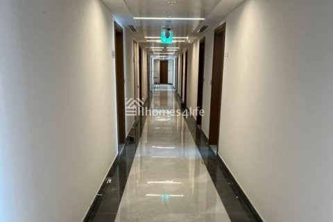 1 bedroom Apartment in Dubai Studio City, UAE No. 170700