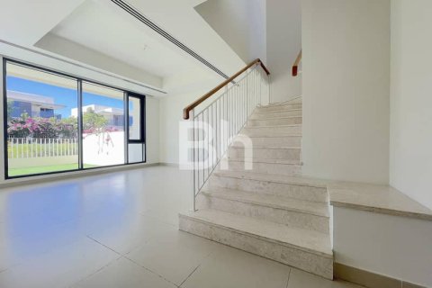 Townhouse de 5 dormitorios  No. 114410 12