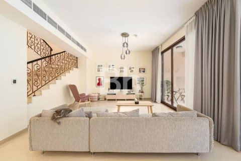 Townhouse de 4 dormitorios  No. 114414 30