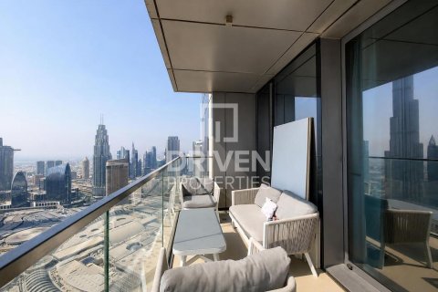 Appartement de 2 chambres à Boulevard Point, UAE No. 209903 24
