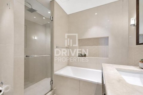 Appartement de 2 chambres à Boulevard Point, UAE No. 209903 23