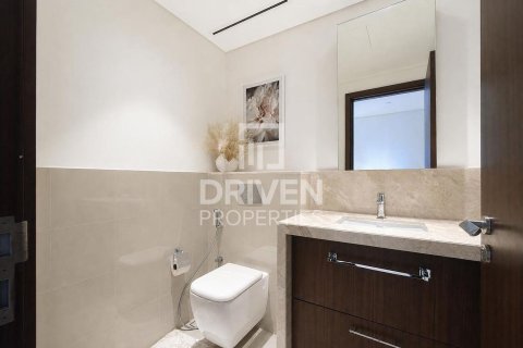 Appartement de 2 chambres à Boulevard Point, UAE No. 209903 17
