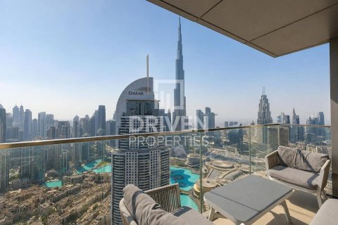 Appartement de 2 chambres à Boulevard Point, UAE No. 209903 25