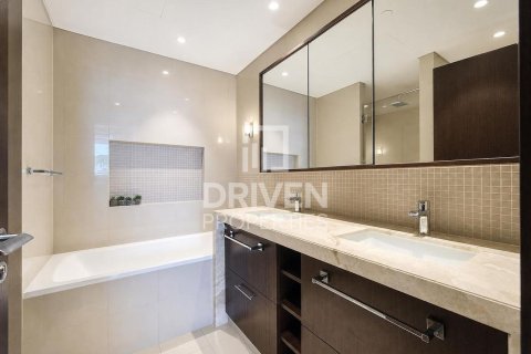 Appartement de 2 chambres à Boulevard Point, UAE No. 209903 22