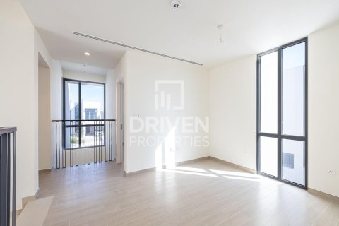 Villa de 4 dormitorios en EMAAR South, UAE No. 202824