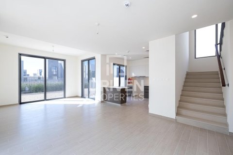 Villa de 4 chambres à EMAAR South, UAE No. 202824 4