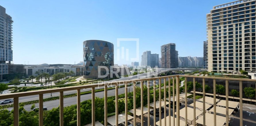 2 bedrooms Apartment in Collective, UAE No. 206947