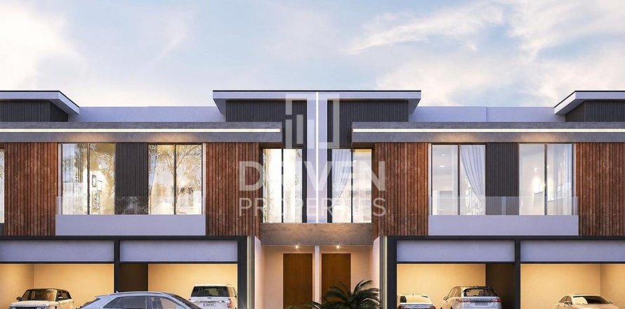 6 bedrooms Villa in Dubai, UAE No. 206942