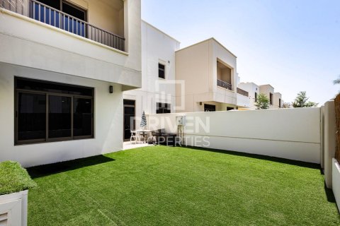 Townhouse de 3 dormitorios en Hayat Townhouses, UAE No. 190998 10