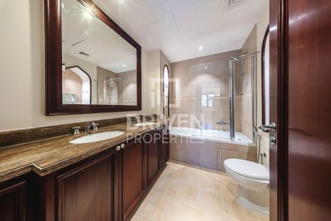 Apartment de 2 dormitorios en Downtown Dubai (Downtown Burj Dubai), UAE No. 190995 14