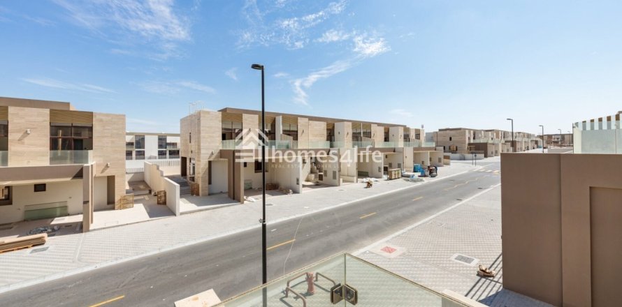 4 غرف نوم تاون هاوس في District 11, الإمارات العربية المتحدة رقم 167292