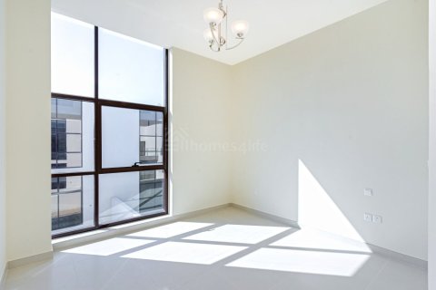 3 bedrooms Townhouse in District 11, UAE No. 167287 3