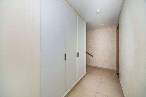 Apartment de 3 dormitorios en Mirdif Hills, UAE No. 156681 20