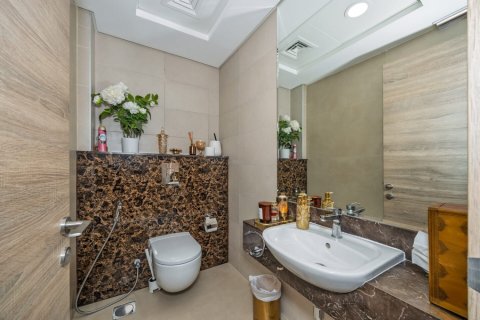 Apartment de 3 dormitorios en Mirdif Hills, UAE No. 156681 8