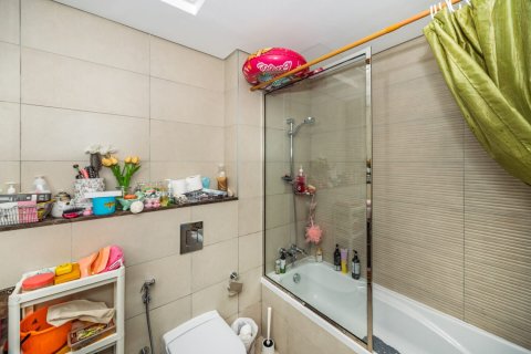 Apartment de 3 dormitorios en Mirdif Hills, UAE No. 156681 18