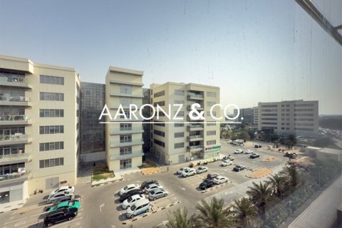 Office de 9281m² à Dubai Investment Park, UAE No. 156683