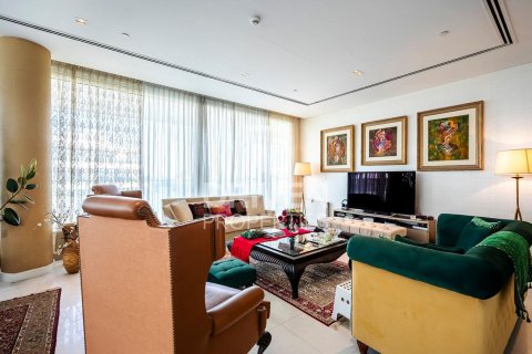 Apartment de 2 dormitorios en Ashjar, UAE No. 190242 4