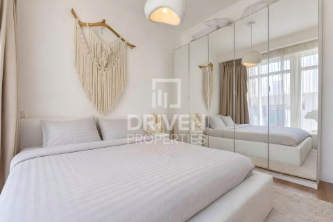 Studio Apartment in Burj Views, UAE No. 189732 9