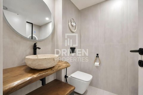 Studio Apartment in Burj Views, UAE No. 189732 10