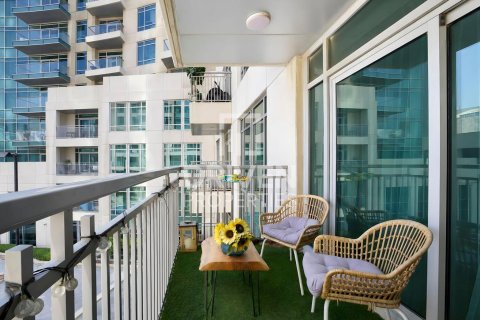 Studio Apartment in Burj Views, UAE No. 189732 12