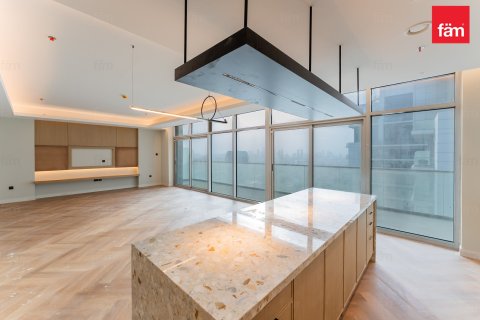 3 bedrooms Apartment in Al Barsha, UAE No. 143403 13