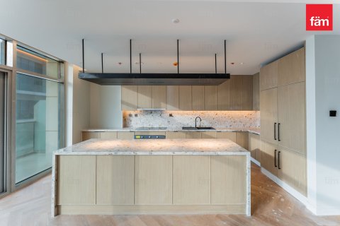 3 bedrooms Apartment in Al Barsha, UAE No. 143403 16