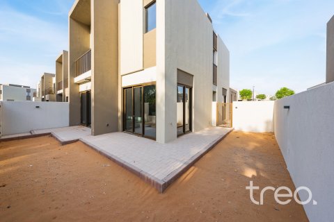 Townhouse de 4 dormitorios en Dubai, UAE No. 174087
