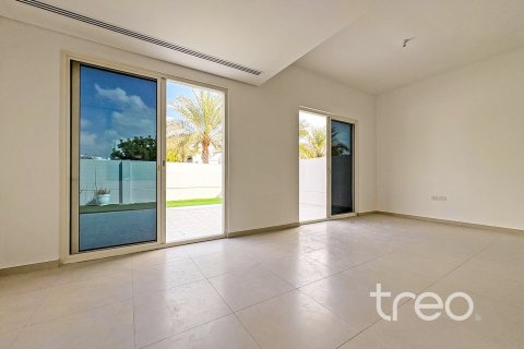 Townhouse de 4 dormitorios en Mudon, UAE No. 174085 4