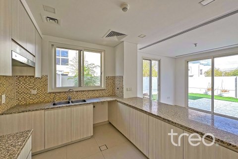 Townhouse de 4 dormitorios en Mudon, UAE No. 174085 7