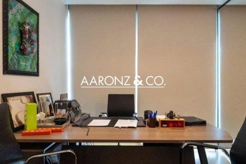 142مربع، مقهى / مطعم  رقم 111070 8