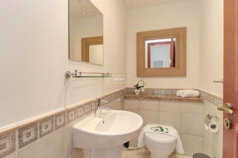 Appartement de 2 chambres  No. 111072 13