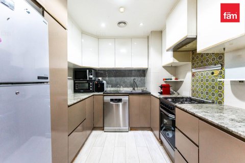 2 bedrooms Apartment in Dubai, UAE No. 166465 7
