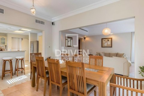 Villa de 5 dormitorios en Dubai Sports City, UAE No. 84924 12