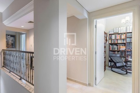 Villa de 5 dormitorios en Dubai Sports City, UAE No. 84924 16