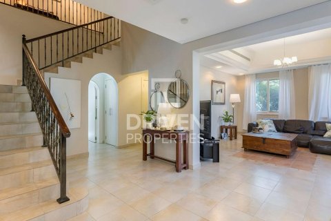 Villa de 5 dormitorios en Dubai Sports City, UAE No. 84924 4