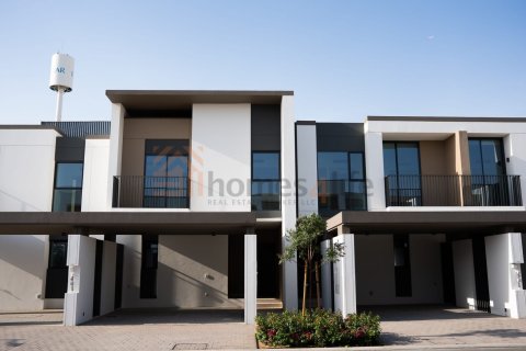 Townhouse de 4 dormitorios en Arabian Ranches 3, UAE No. 161214