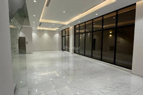 Villa de 6 chambres à Khobar, Saudi Arabia No. 60128 9
