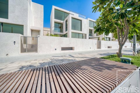 Villa de 3 dormitorios en Jumeirah, UAE No. 136389 28